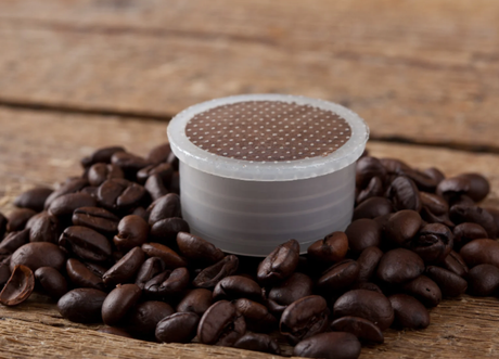 Come Nasce una Cialda di Caffè: Dal Chicco alla Produzione